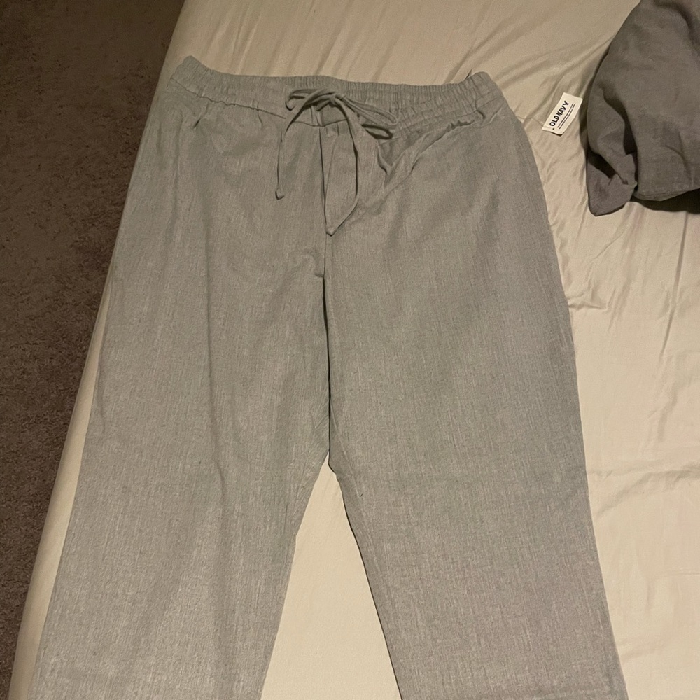 Old navy large petite gray jogger pants for work , new with tags